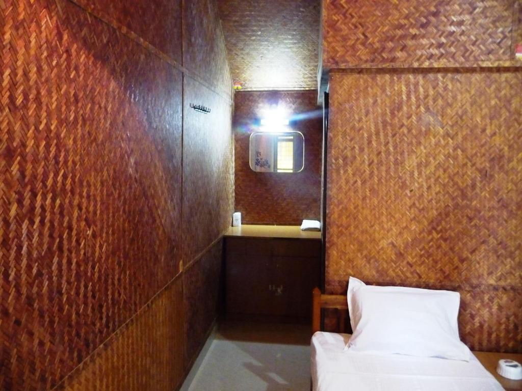 Savithri Inn Bamboo Cottages & Resorts Varkala Dış mekan fotoğraf