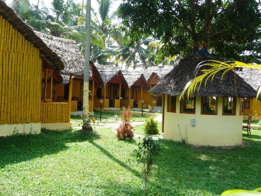 Savithri Inn Bamboo Cottages & Resorts Varkala Dış mekan fotoğraf