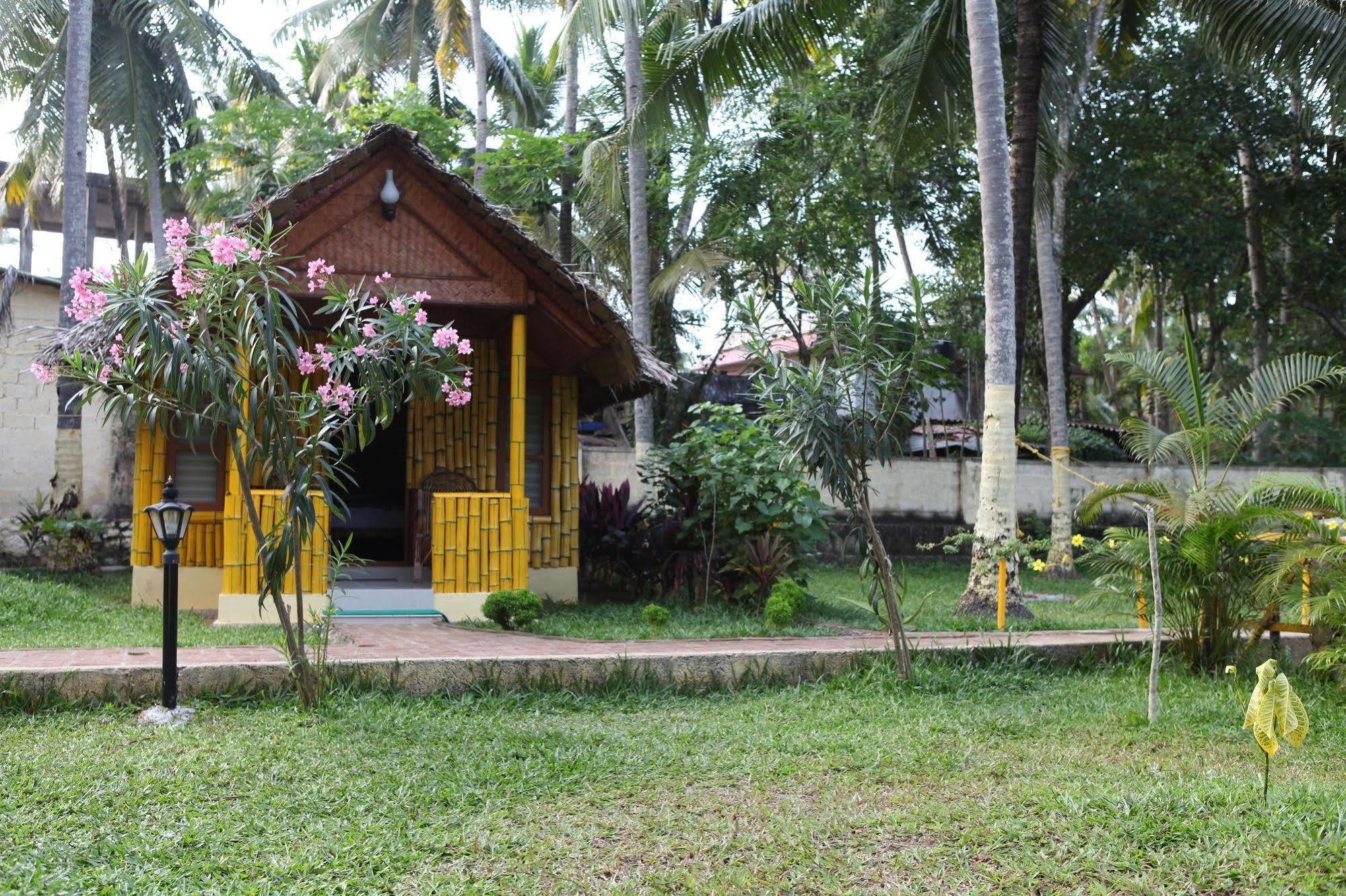 Savithri Inn Bamboo Cottages & Resorts Varkala Dış mekan fotoğraf