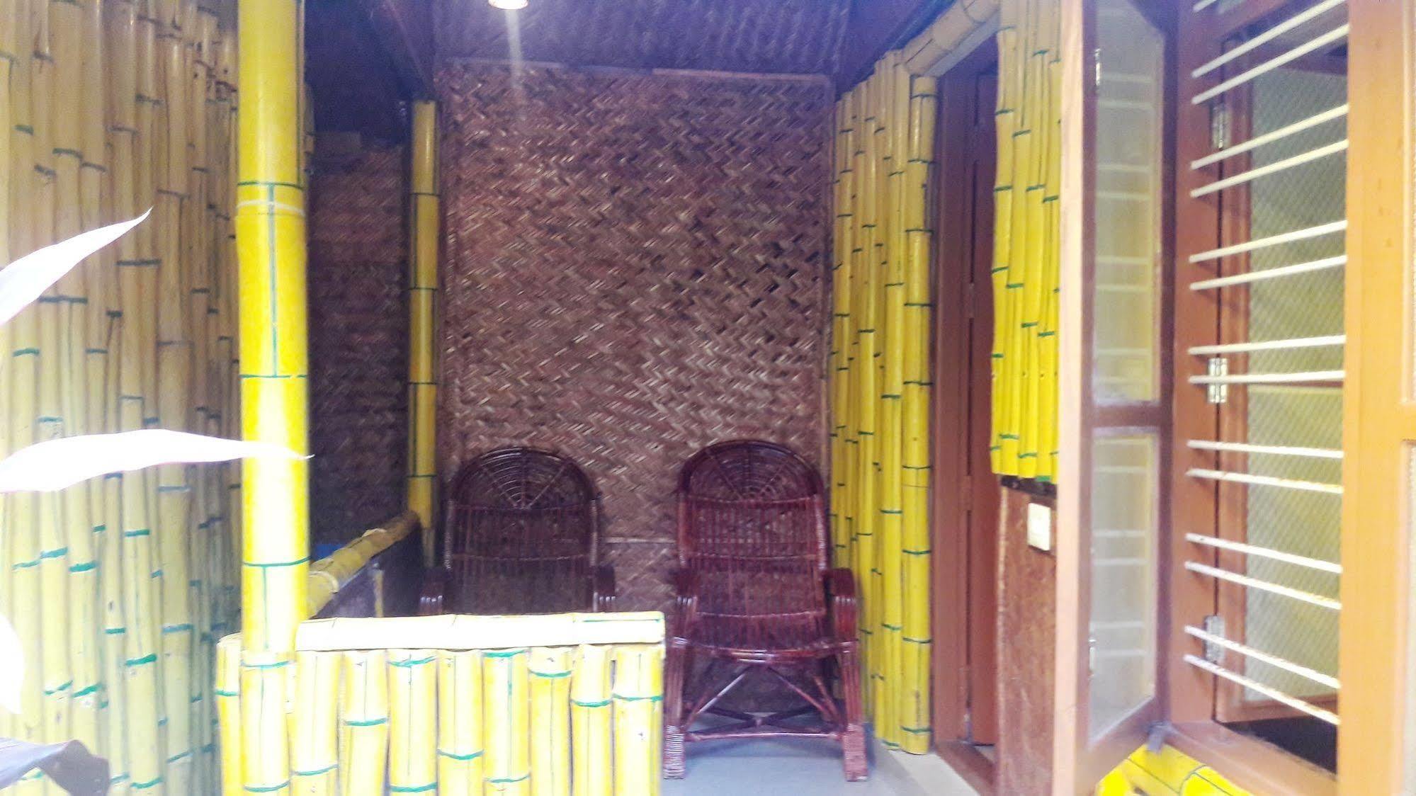 Savithri Inn Bamboo Cottages & Resorts Varkala Dış mekan fotoğraf